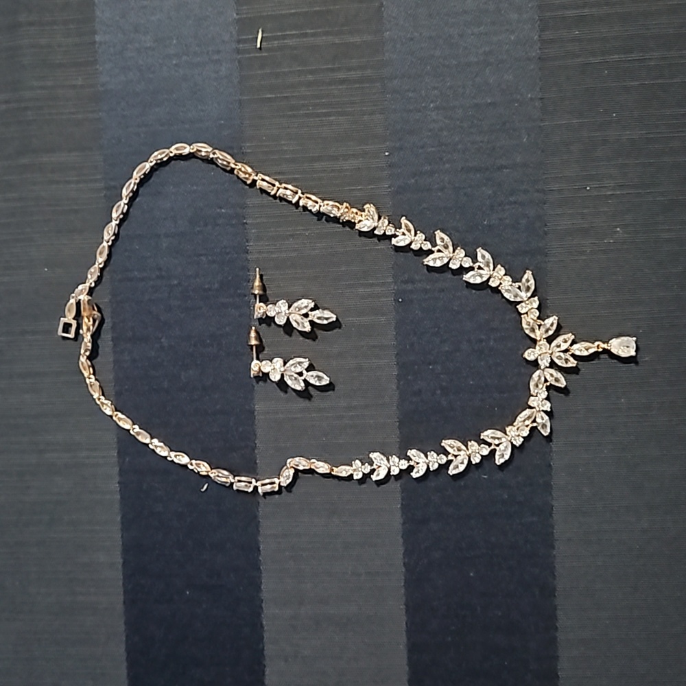 Rose Gold bridal or prom Necklace and Earrings Set